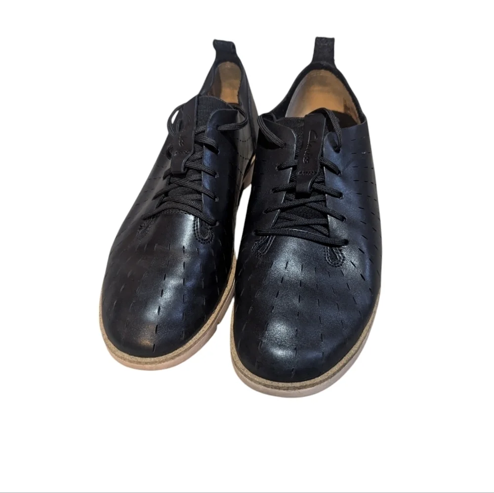 Clarks Tri Etch Sneaker size 8 Comfy Business Casual - Picture 2 of 6